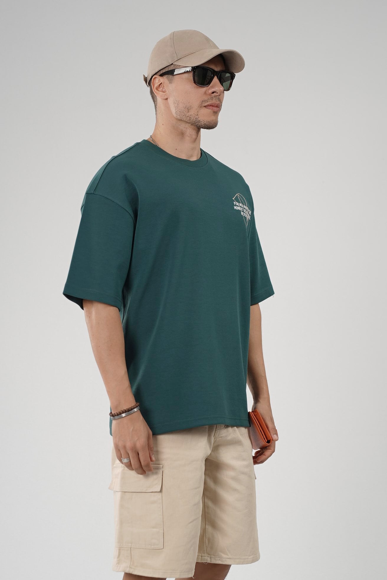 Nakış Detaylı Baskılı Erkek Oversize Kalıp Tişört