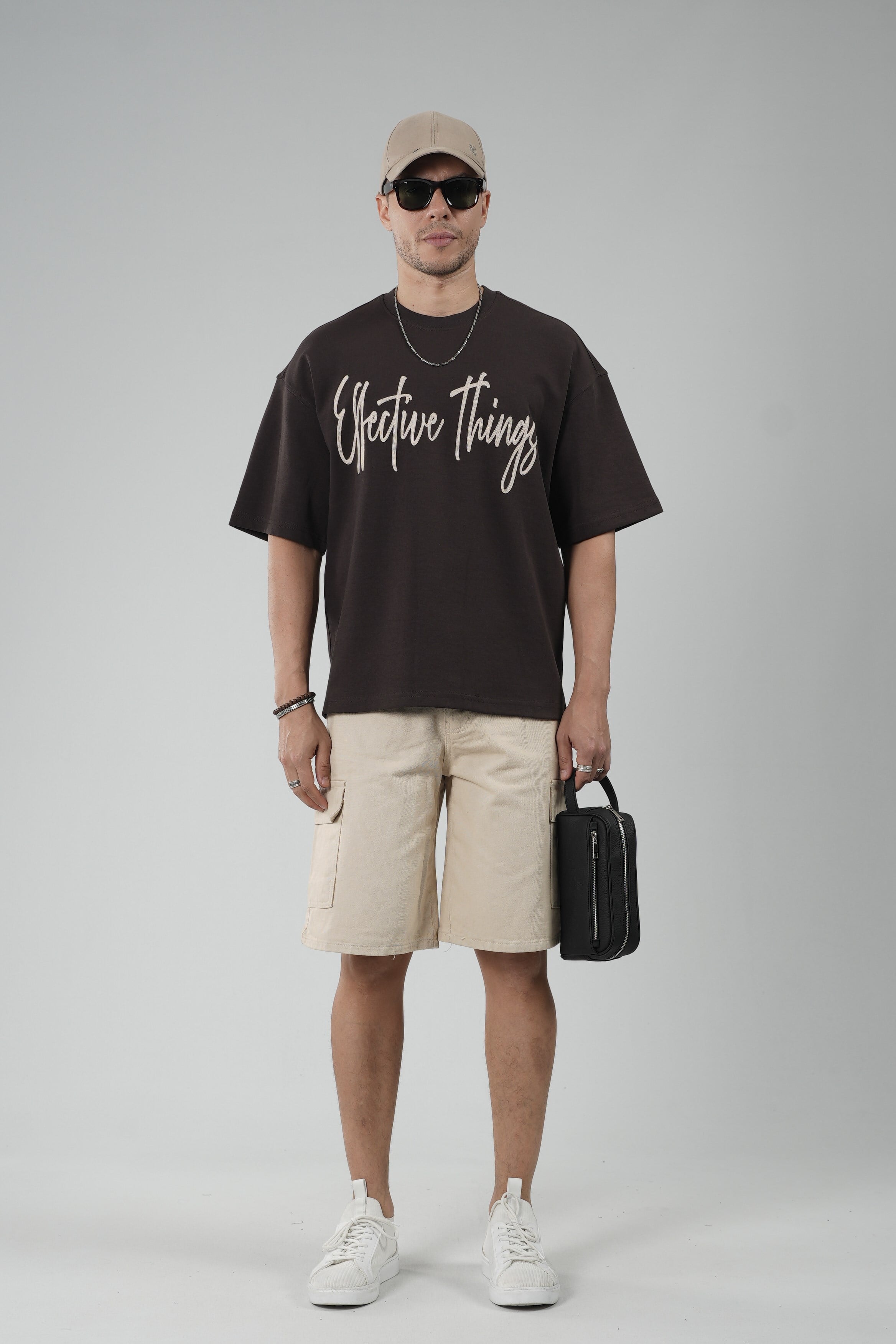 Oversize Kalıp Effective Things Yazılı Basic Tişört