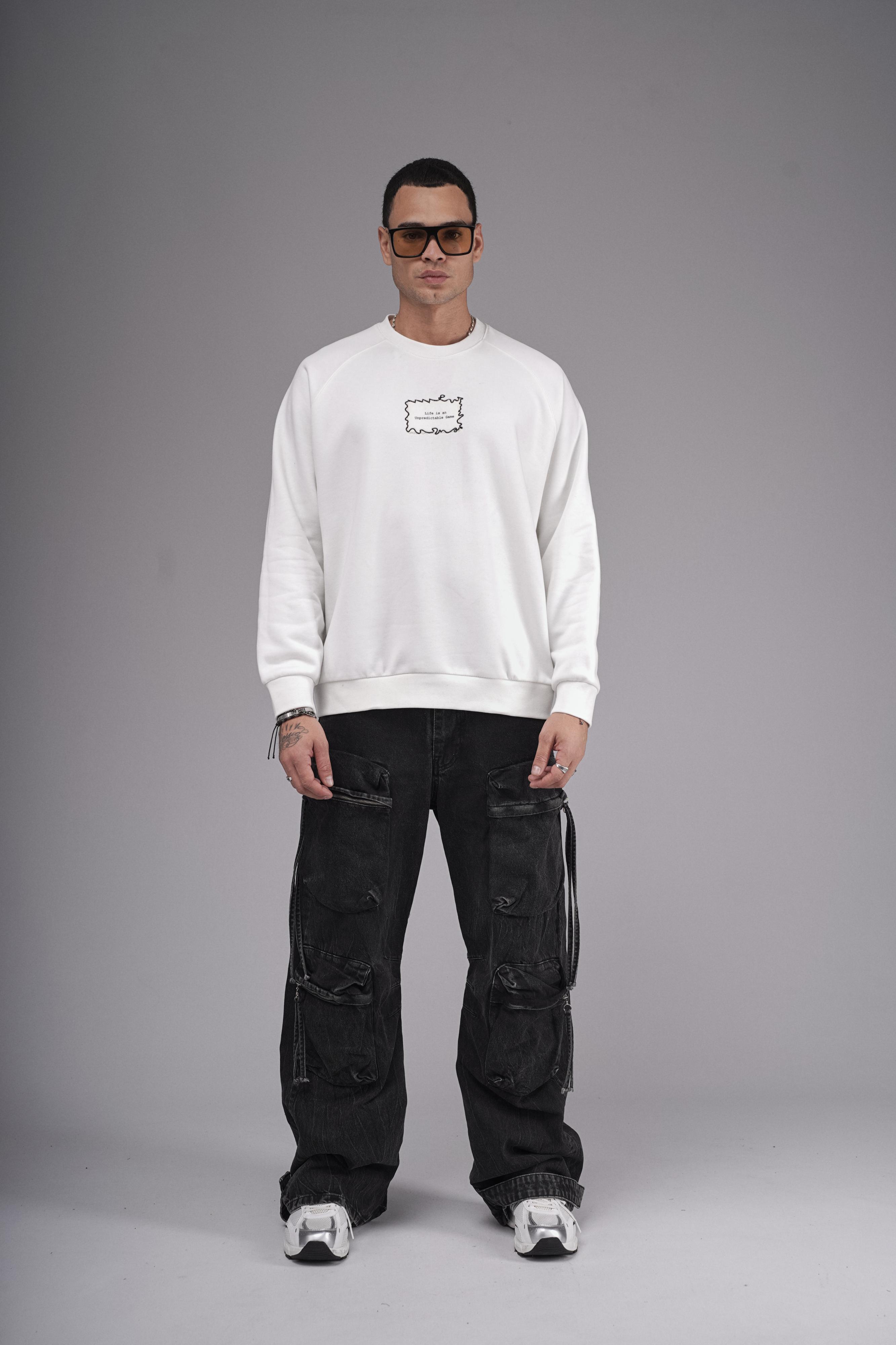 Oversize Kalıp Reglan Kol Nakış Detaylı Sweatshirt