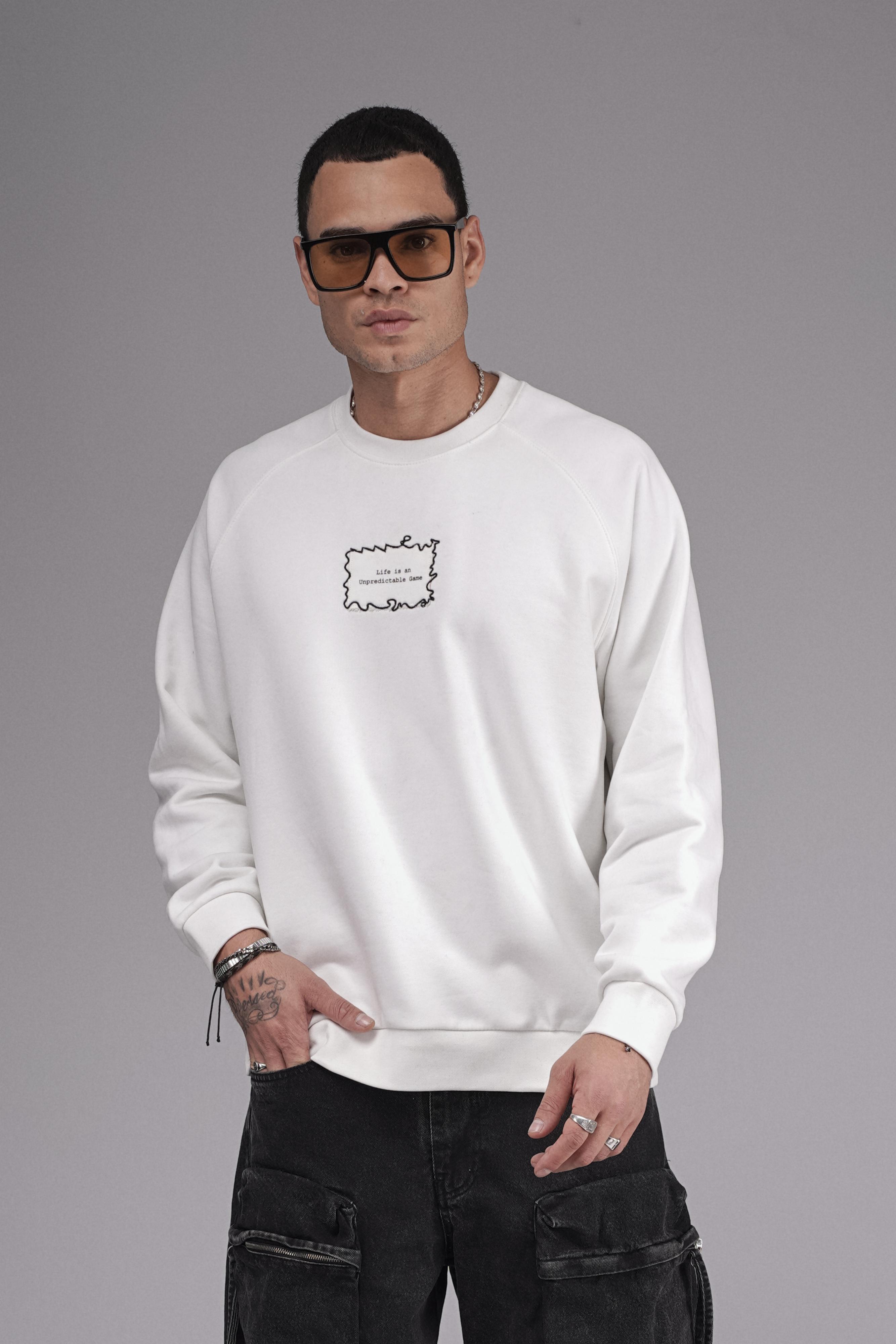Oversize Kalıp Reglan Kol Nakış Detaylı Sweatshirt