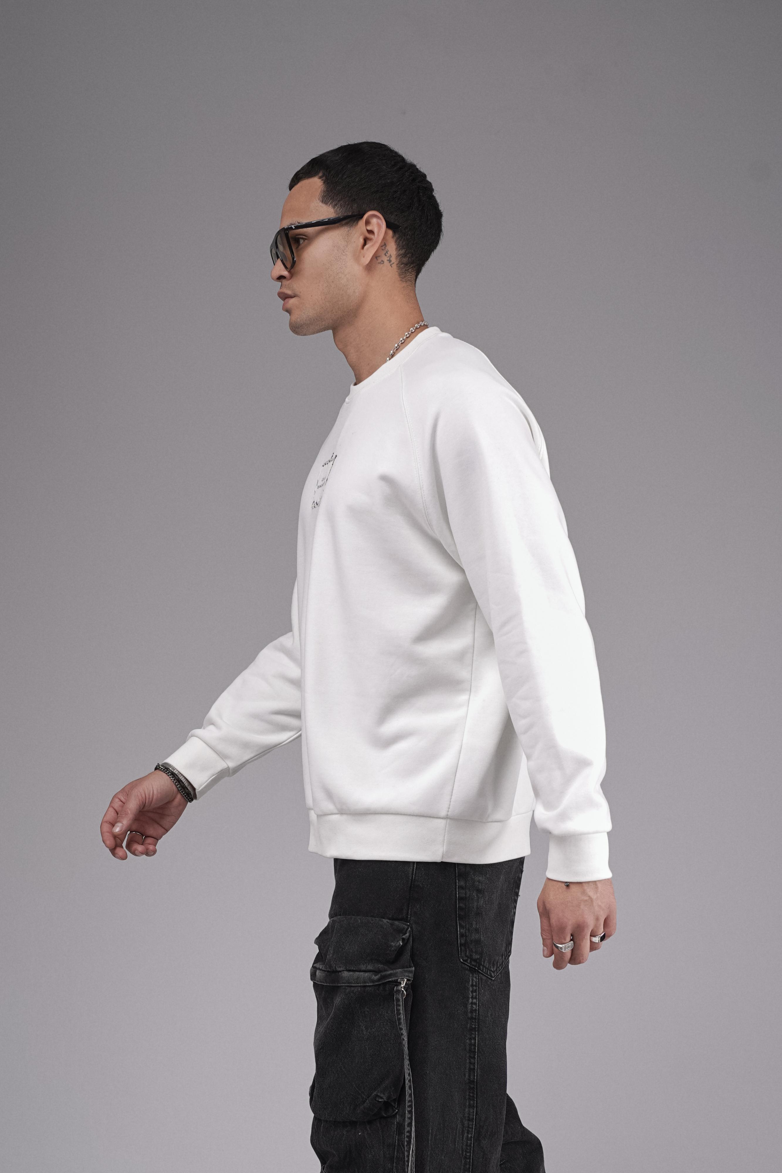 Oversize Kalıp Reglan Kol Nakış Detaylı Sweatshirt