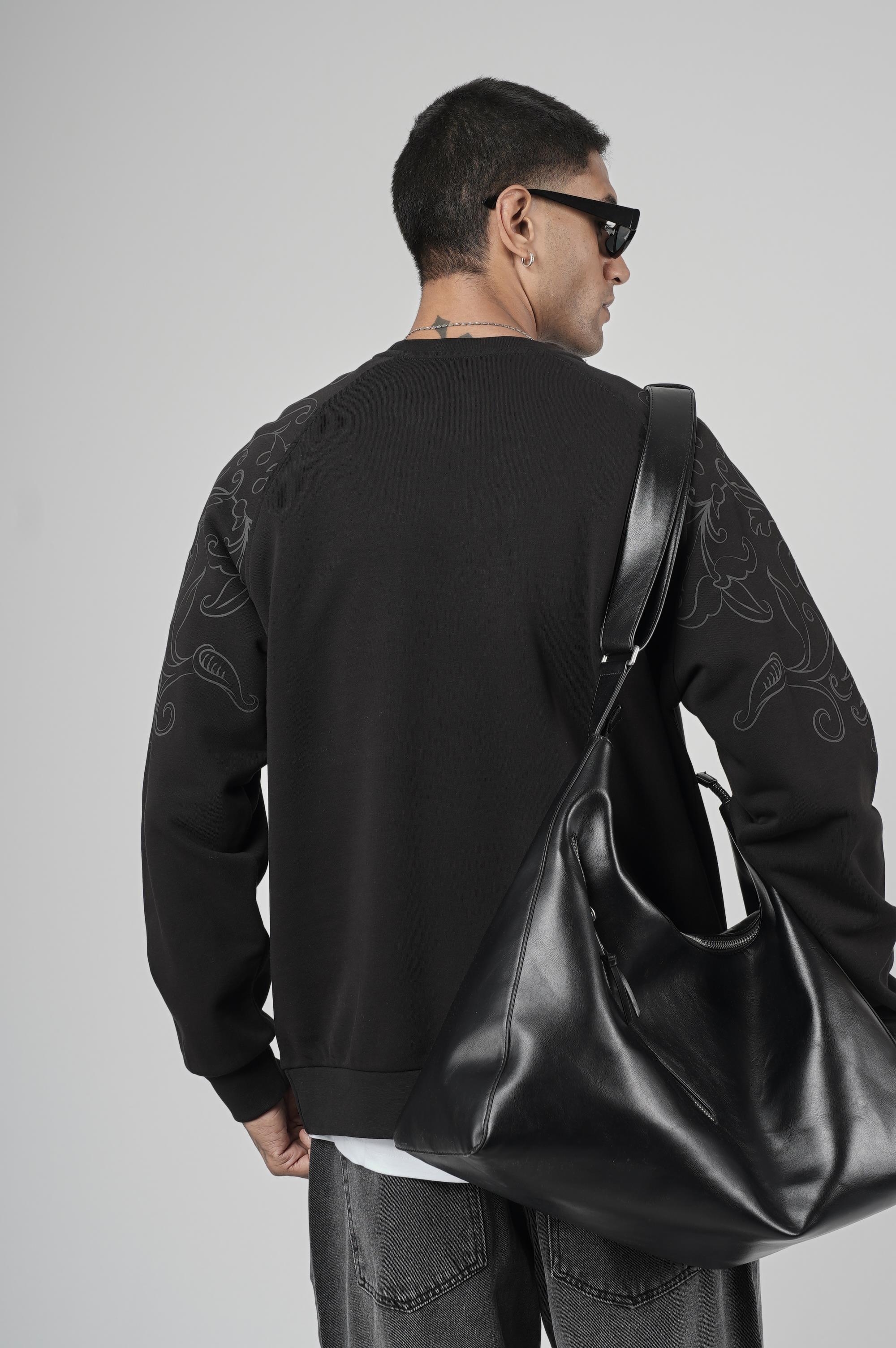 Reglan Kol Omuzları Baskılı Oversize Kesim Erkek Sweatshirt