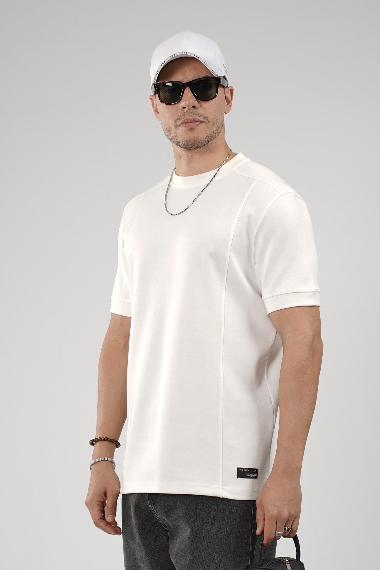 Regular Kalıp Çımalı Kol Manşetli Düz Basic Tişört