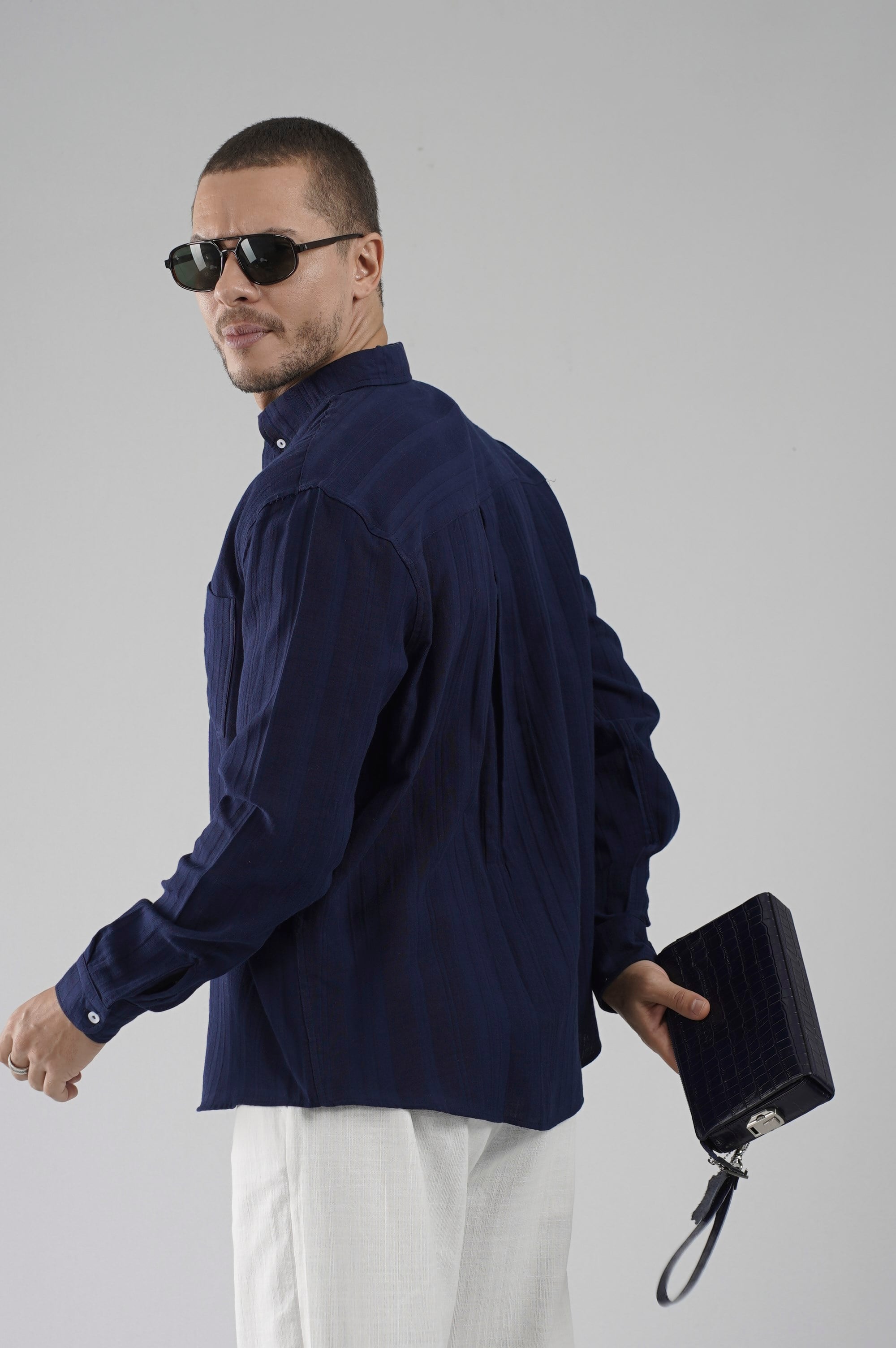 Regular Kalıp Tek Cepli Müslin Erkek Gömlek