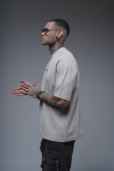 Kabaran Baskılı Reglan Kol Oversize Kalıp Tişört