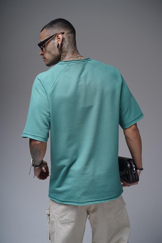 Kabartma Baskılı Garni Detaylı Reglan Kol Oversize Kalıp Unisex Tişört