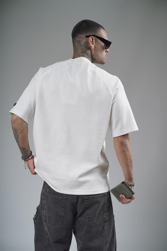 Kabartma Baskılı Reglan Kol Unisex Oversize Kalıp Tişört