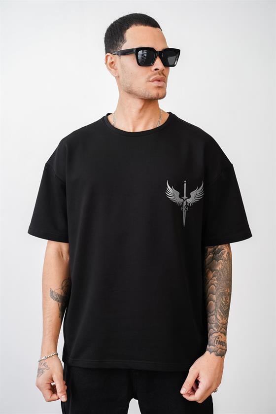 Kılıç Baskılı Oversize Kalıp Unisex Tişört