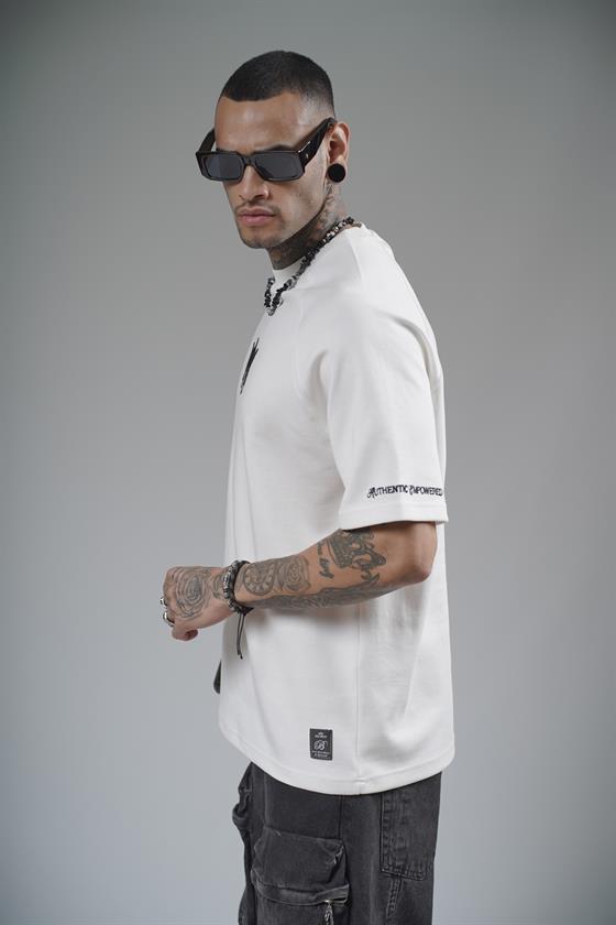 Önü Logolu Nakış Detaylı Reglan Kol Unisex Oversize Kalıp Tişört