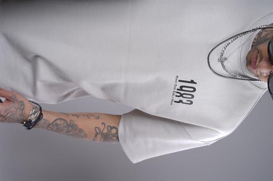 Oversize Kalıp 1983 Yazılı Baskılı Unisex Tişört