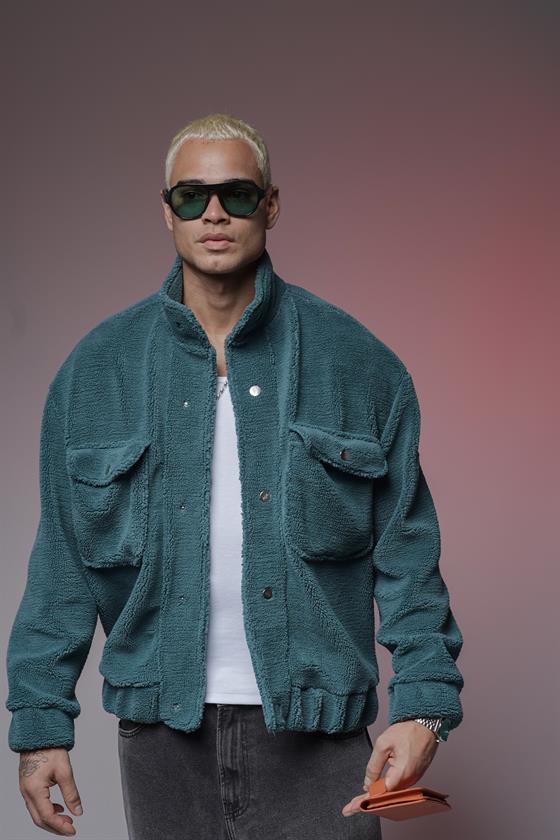 Oversize Kalıp Çıtçıt Kapamalı Logo Detaylı Peluş Ceket