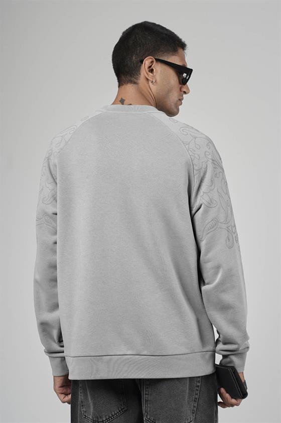 Reglan Kol Omuzları Baskılı Oversize Kesim Erkek Sweatshirt