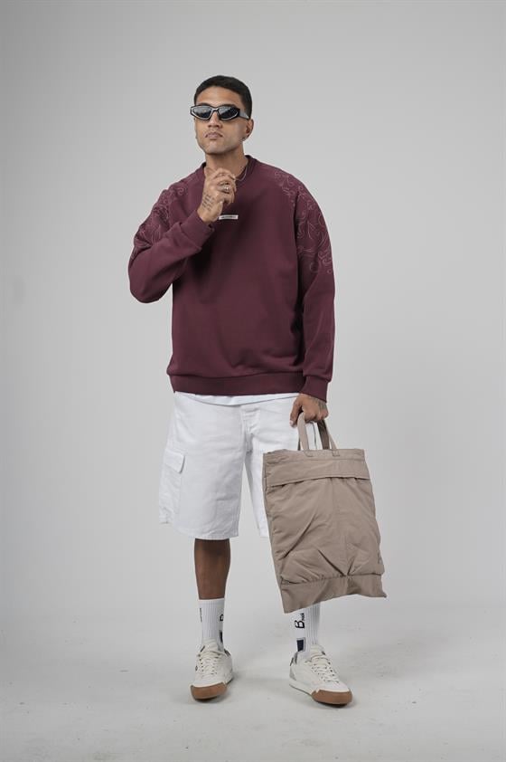 Reglan Kol Omuzları Baskılı Oversize Kesim Erkek Sweatshirt