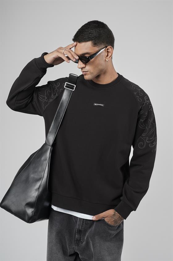 Reglan Kol Omuzları Baskılı Oversize Kesim Erkek Sweatshirt
