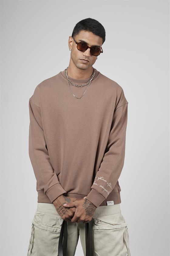 Sırtı Baskılı Oversize Kalıp Erkek Sweatshirt