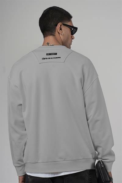 Bisiklet Yaka Önü Etiket Detaylı Oversize Basic Erkek Sweatshirt