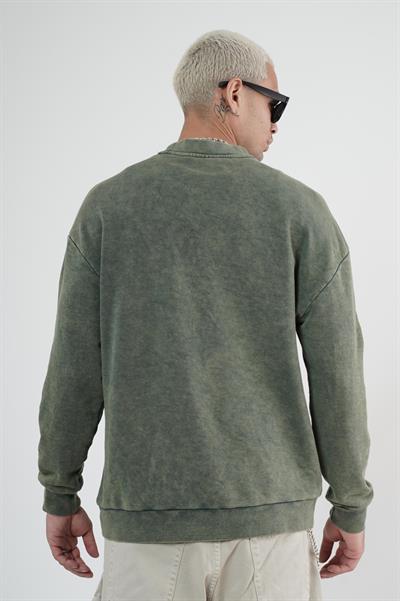 Bisiklet Yaka Yıkamalı Aplikeli Oversize Kalıp Sweatshirt