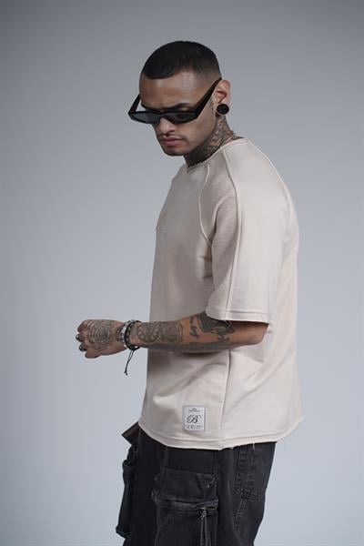 Kabartma Baskılı Garni Detaylı Reglan Kol Oversize Kalıp Unisex Tişört