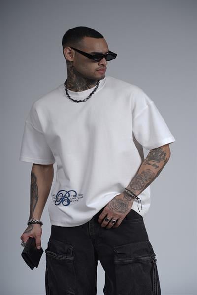 Nakışlı Sırtı Baskılı Biyeli Oversize Kalıp Unisex Tişört