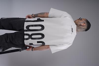 Oversize Kalıp 1983 Yazılı Baskılı Unisex Tişört