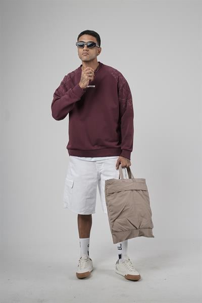 Reglan Kol Omuzları Baskılı Oversize Kesim Erkek Sweatshirt