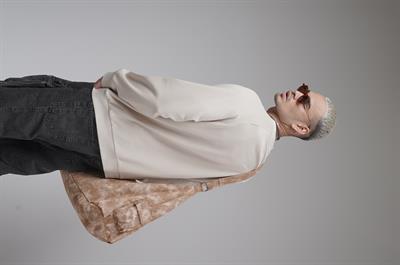 Ribanalı Yaka Reglan Kol Baskılı Oversize Kalıp Sweat
