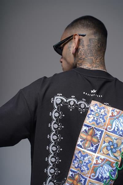 Sırtı Garnili Nakış Detaylı Baskılı Oversize Kalıp Unisex Tişört