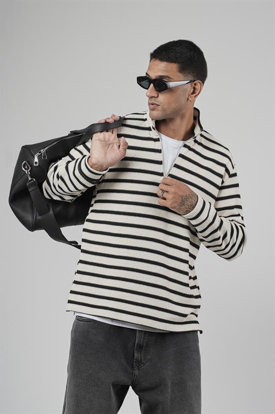 Yarım Fermuarlı Çizgili Regular Kalıp Jakarlı Sweatshirt