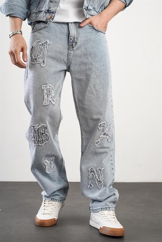 Yüksek Bel Yıkamalı Önü Harf Detaylı Baggy Kalıp Erkek Kot Pantolon