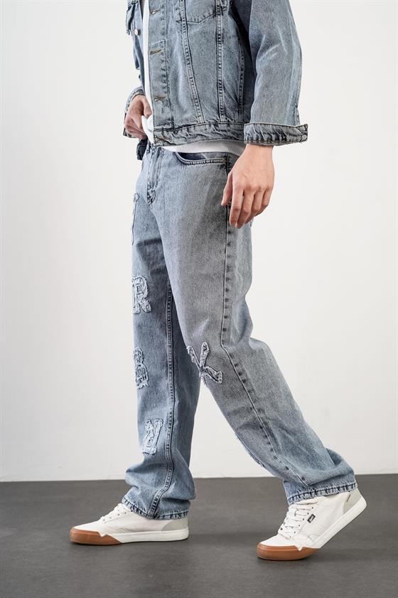 Yüksek Bel Yıkamalı Önü Harf Detaylı Baggy Kalıp Erkek Kot Pantolon