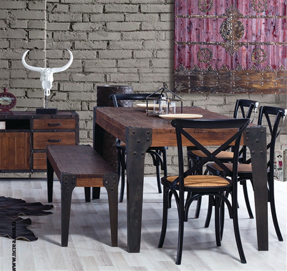 Maun Vintage Bench