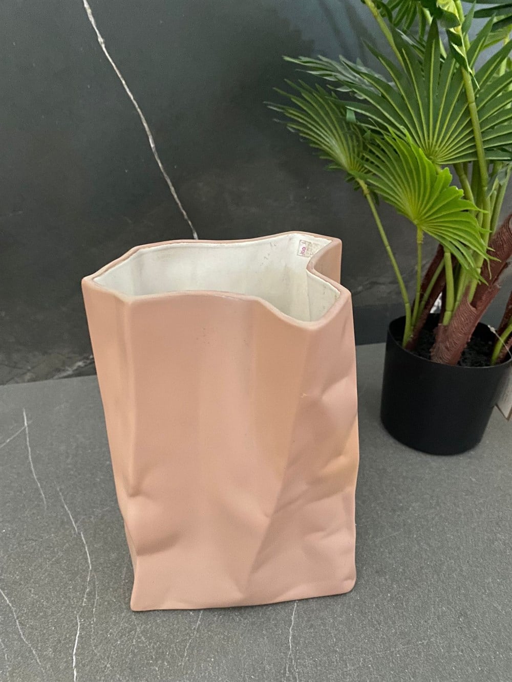 26 cm Kese Kağıdı Seramik Vazo