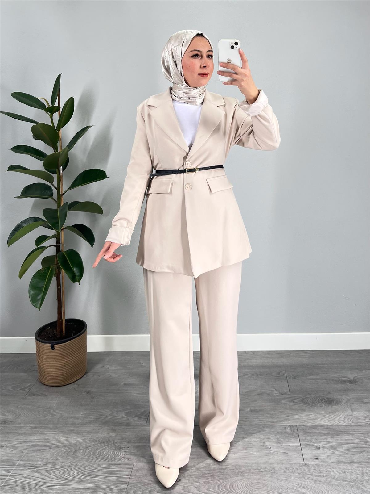 Düğmeli Blazer Ceket Pantolon Takım Krem