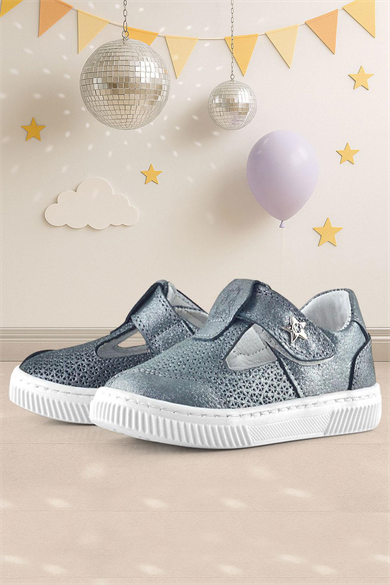 Rakerplus Bheem Hakiki Deri Gümüş Simli Cırtlı Yıldız Detaylı Bebek Sandalet