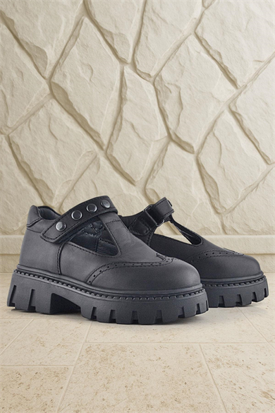 Rakerplus Hakiki Deri Siyah Cırtlı Metal Detaylı Kız Çocuk Günlük Ayakkabı