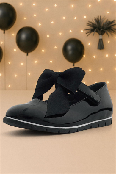 Rakerplus Hakiki Deri Siyah Rugan Siyah Kurdeleli Kız Çocuk Babet