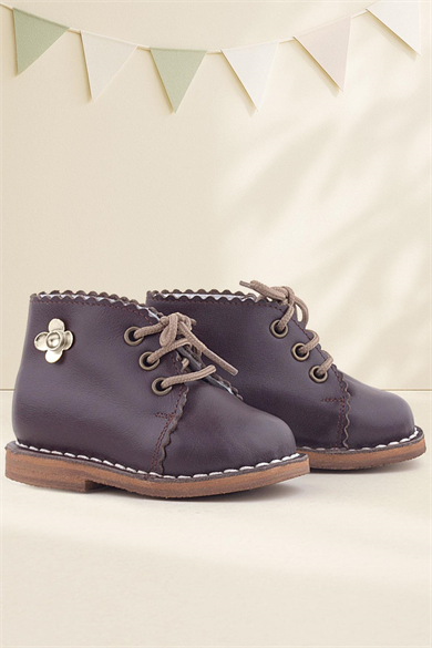 Rakerplus Handmade Hakiki Deri Kahverengi Çiçek Detaylı Bağcıklı Bebek Bot