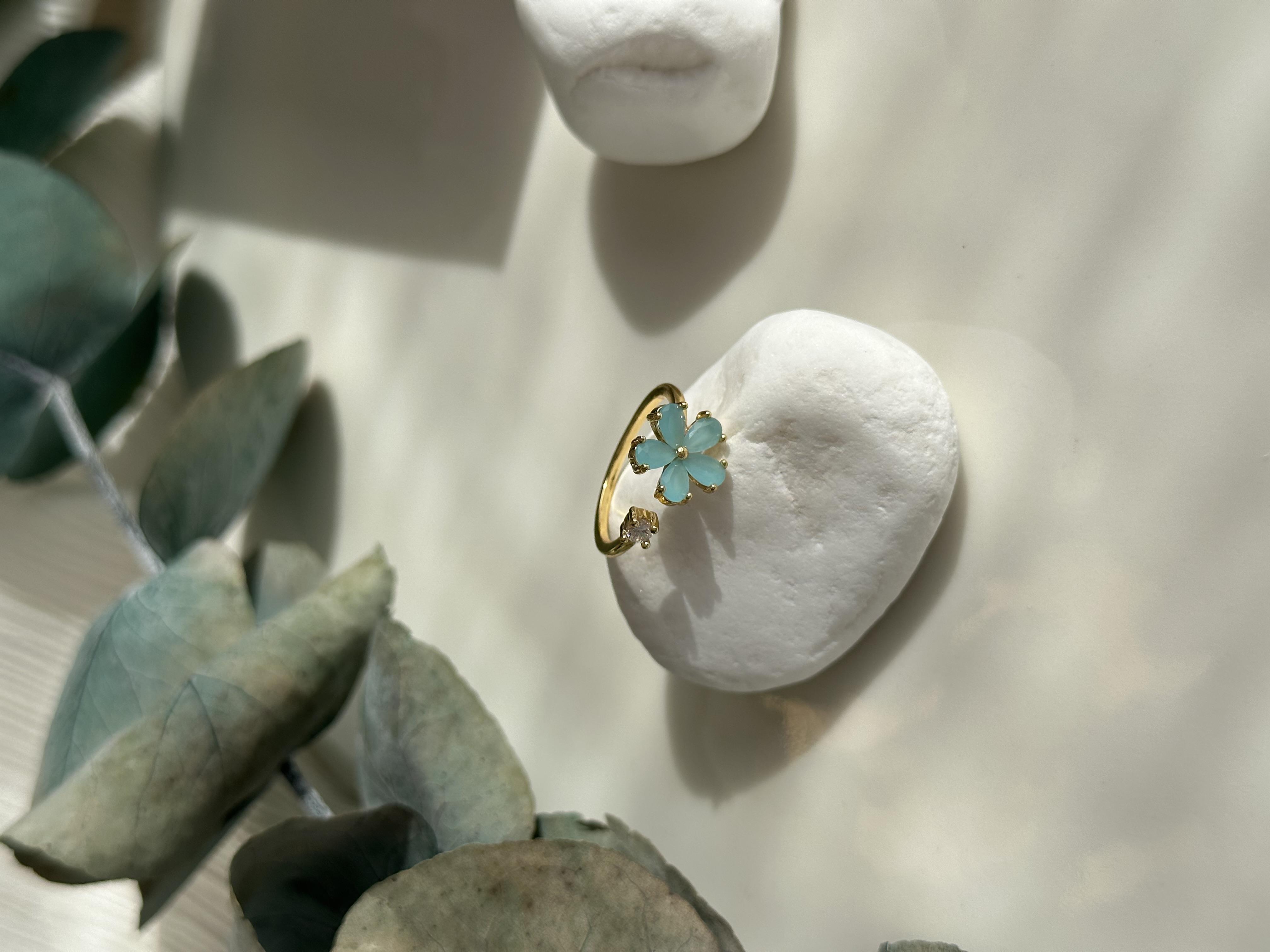 Okyanus Çiçeği Yüzük