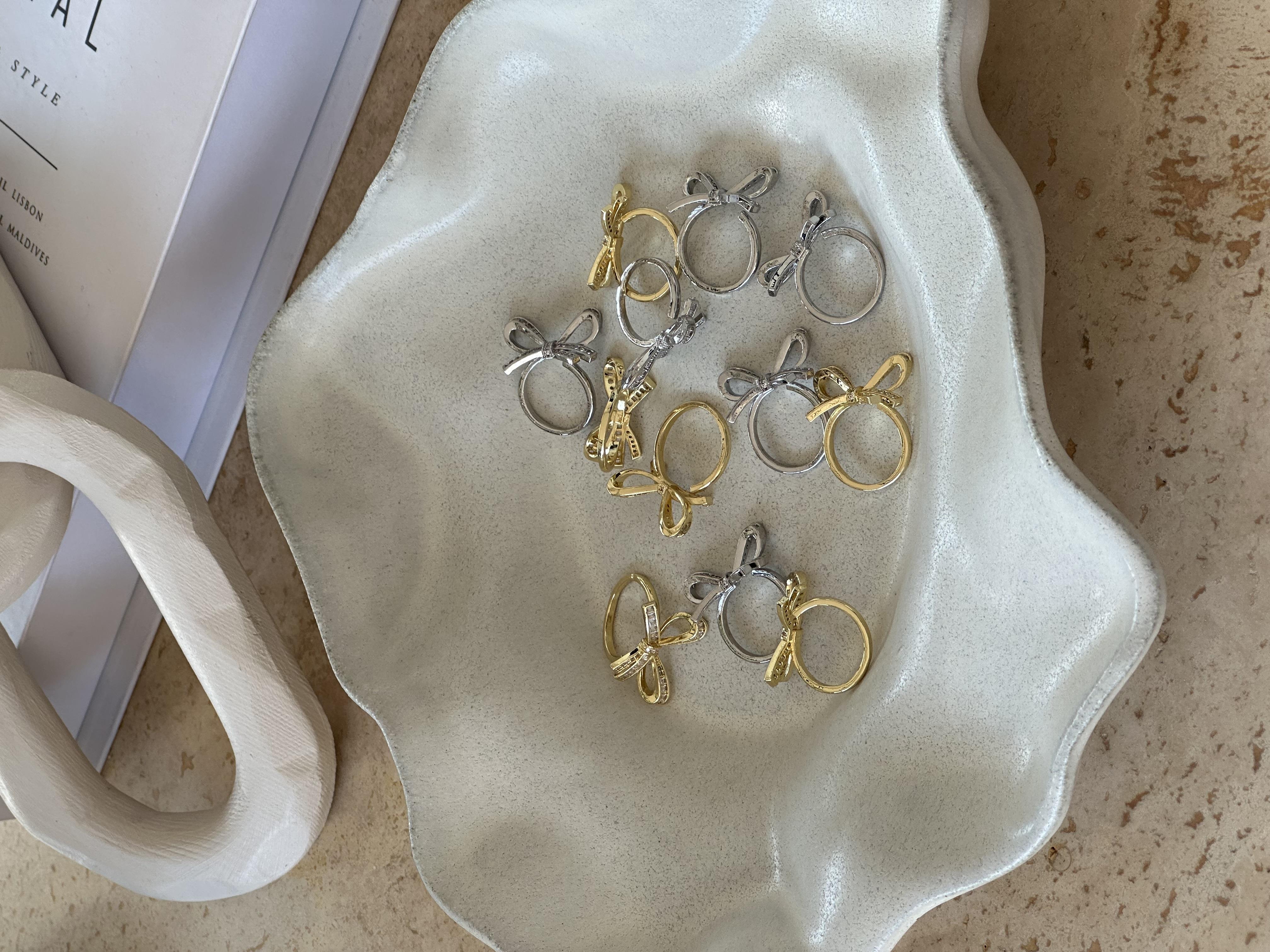 Taşlı Kurdele Yüzük