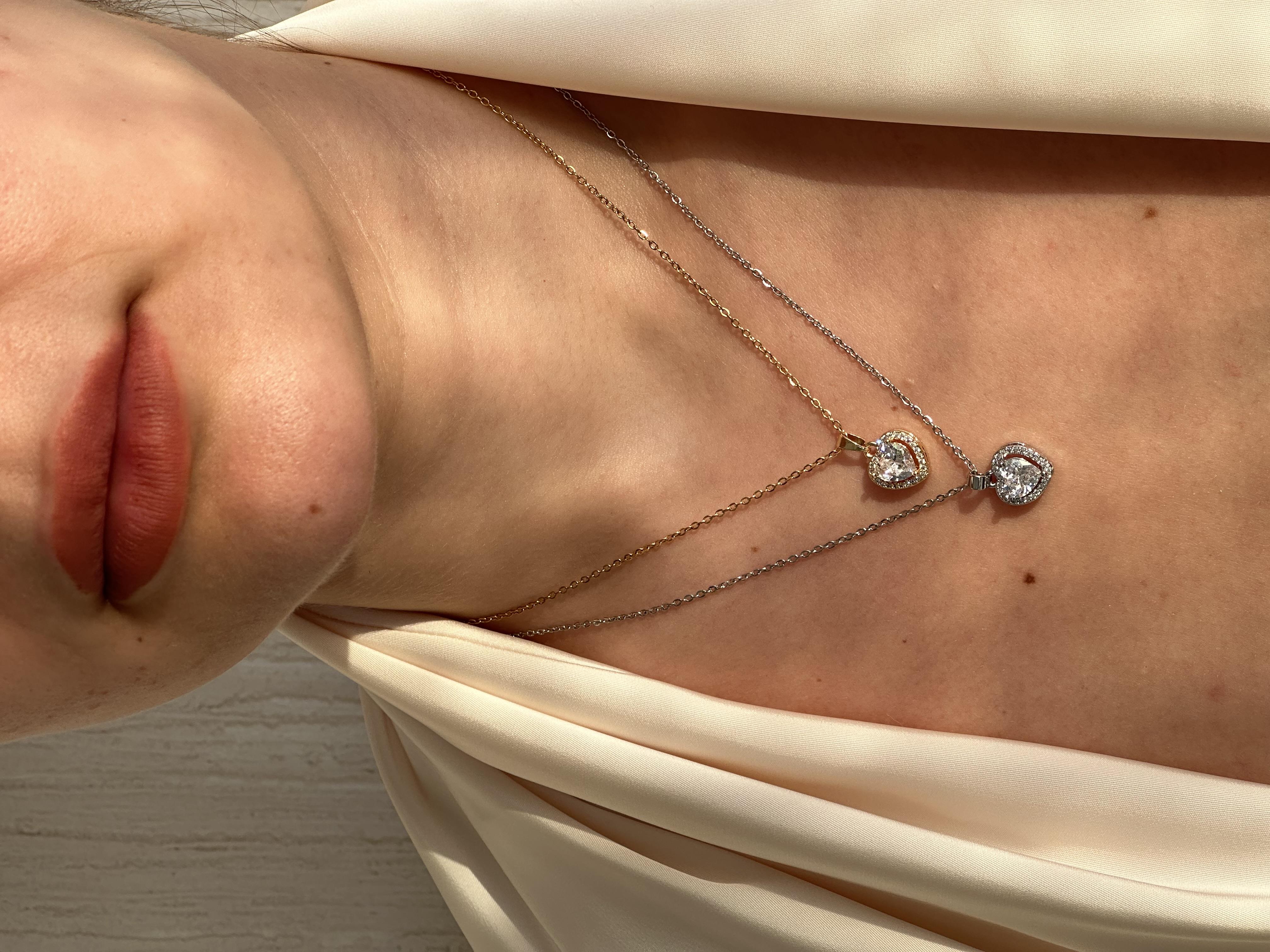 Zirkon Taşlı Kristal Kalp Kolye