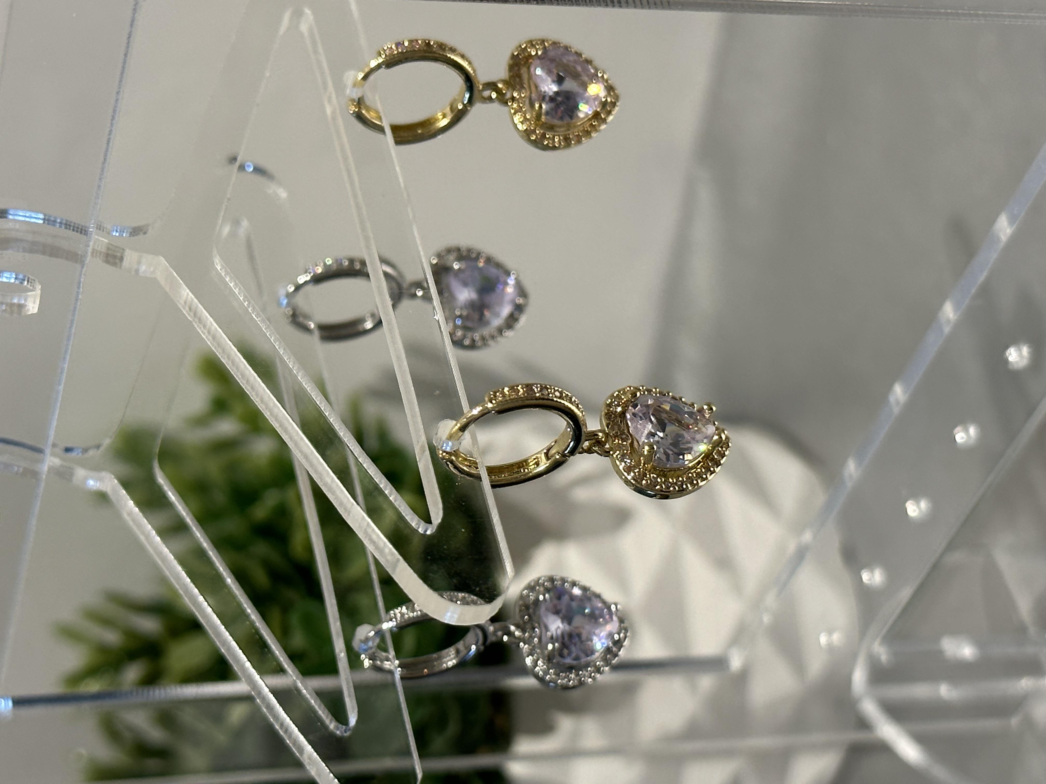 Zirkon Taşlı Kristal Kalp Küpe