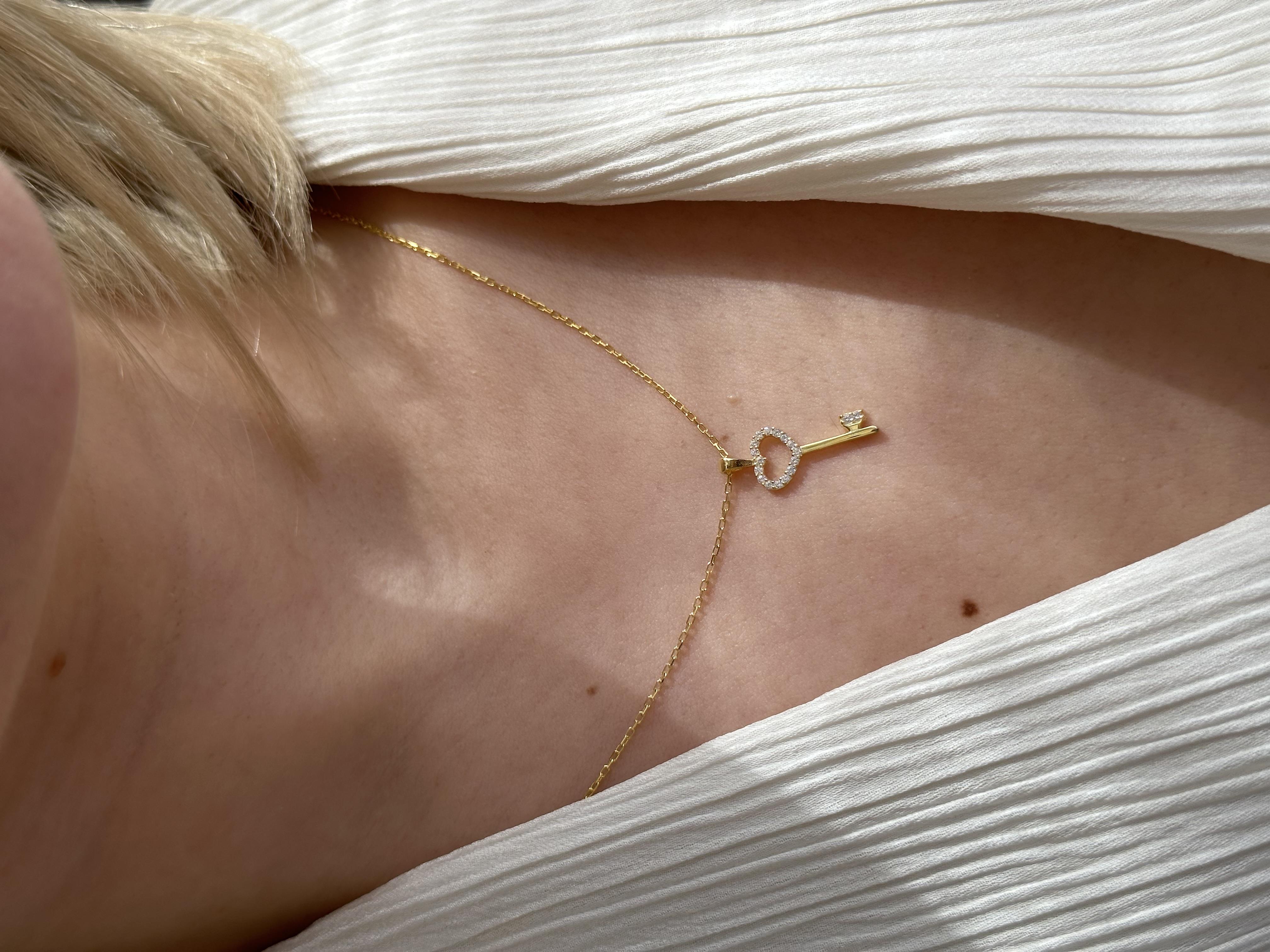 925 Ayar Gümüş Taşlı Kalp Anahtar Kolye