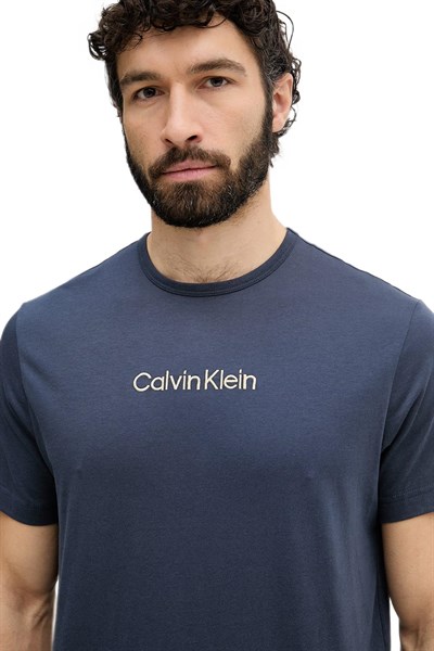 Calvin Klein Erkek Lacivert T-Shirt 000NM2748E