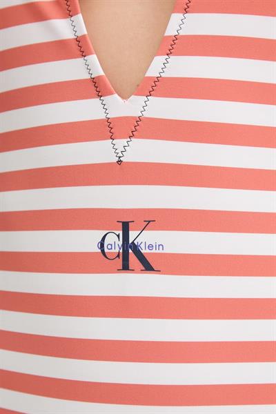 Calvin Klein Kadın Turuncu Derin V Yaka Mayo LV00Q61216 