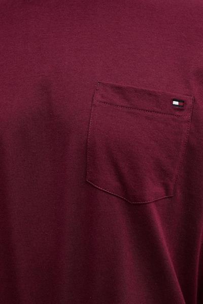 Tommy Hilfiger Erkek Bordo Uzun Kollu Cepli Sweatshirt UM0UM03644