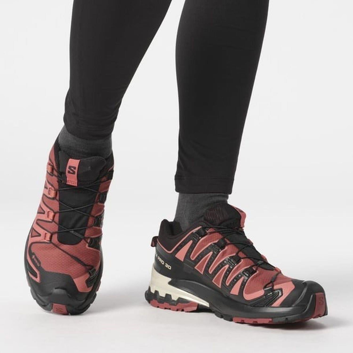 Salomon XA PRO 3D V9 GTX GORETEX Kadın Ayakkabı L47270900