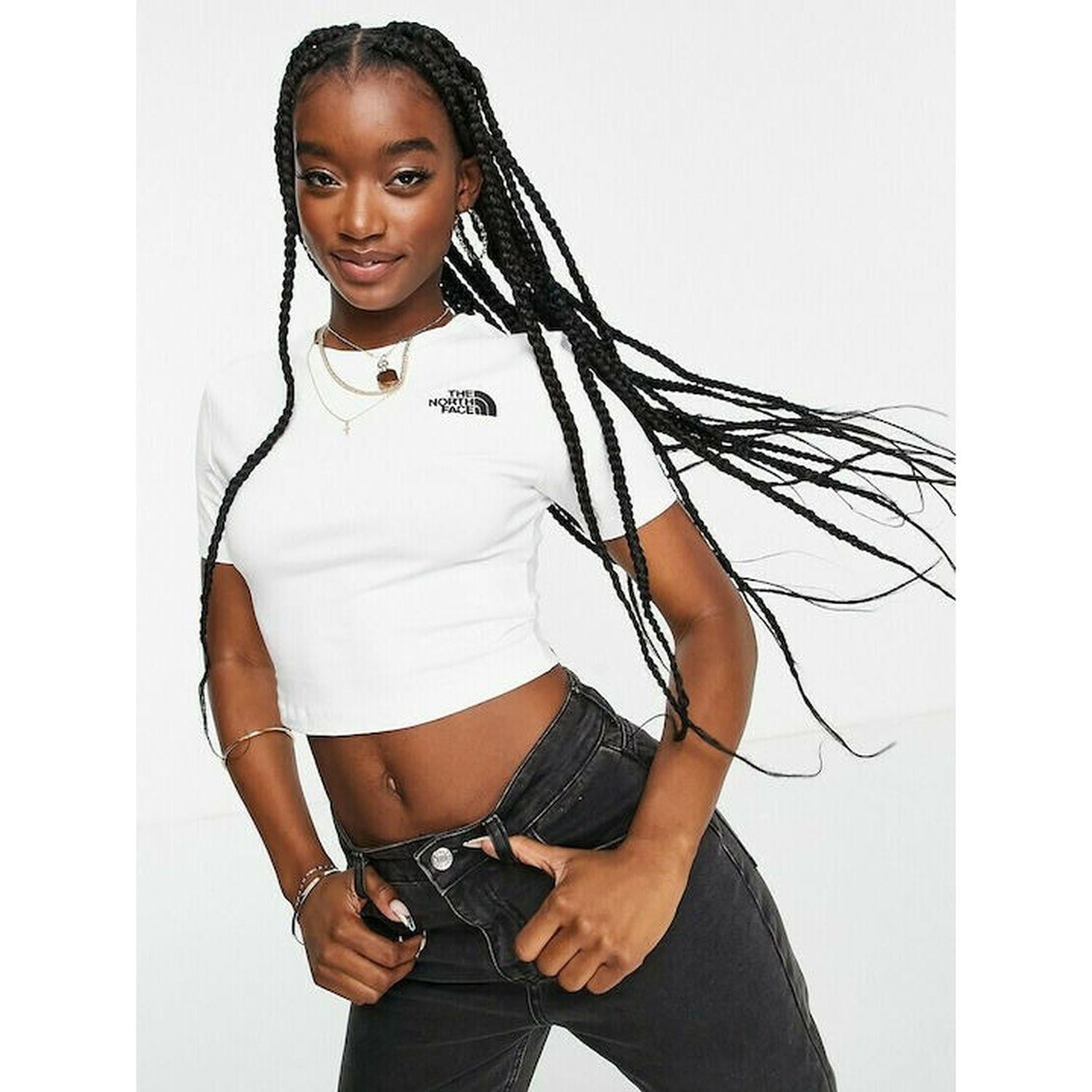 The North Face Kadın ESSENTIAL CROPPED SLEEVE Tişört NF0A55AOFN41