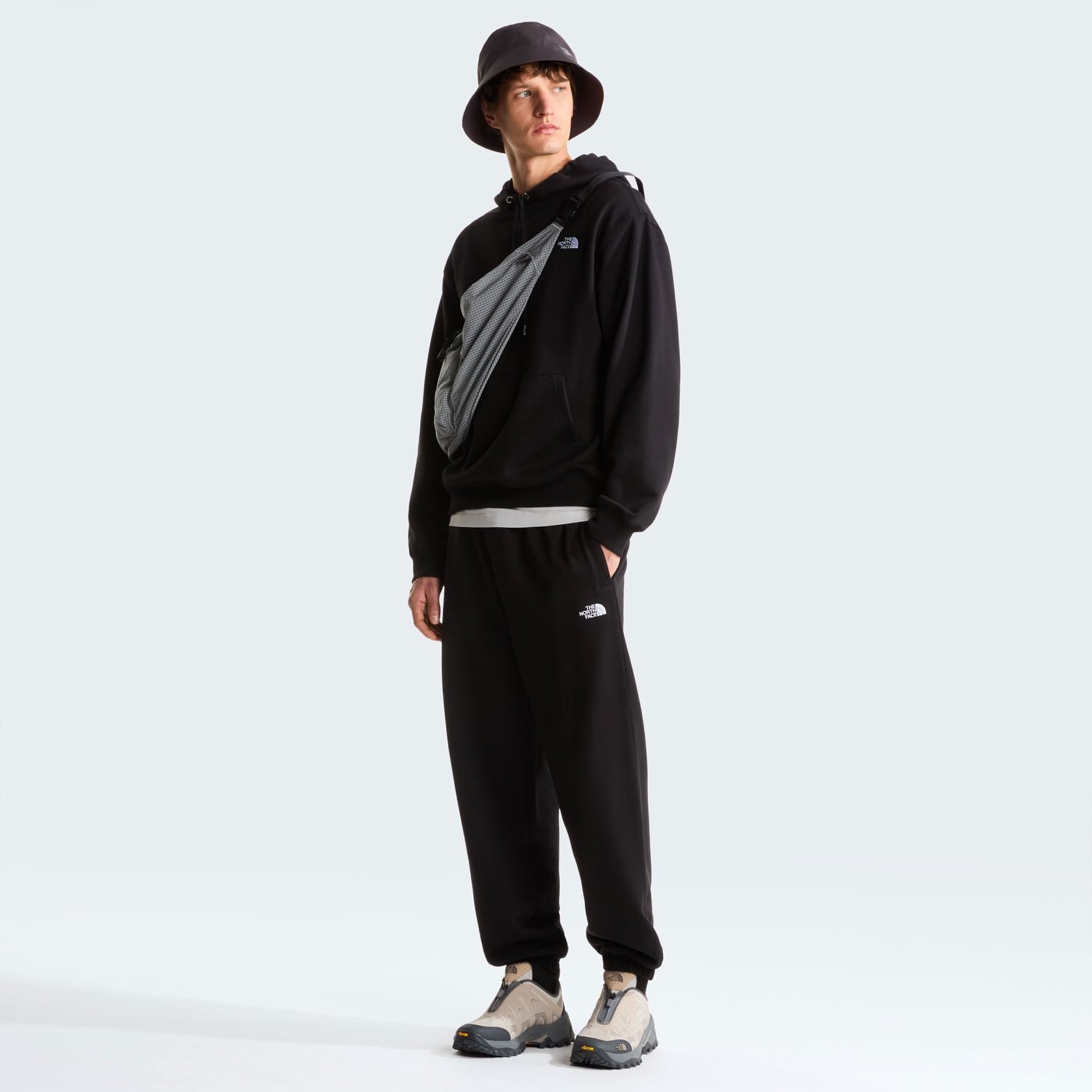 The North Face M TNF ESSENTIAL TERRY SIMPLE DOME RELAXE Erkek Pantolon NF0A8FDFJK31