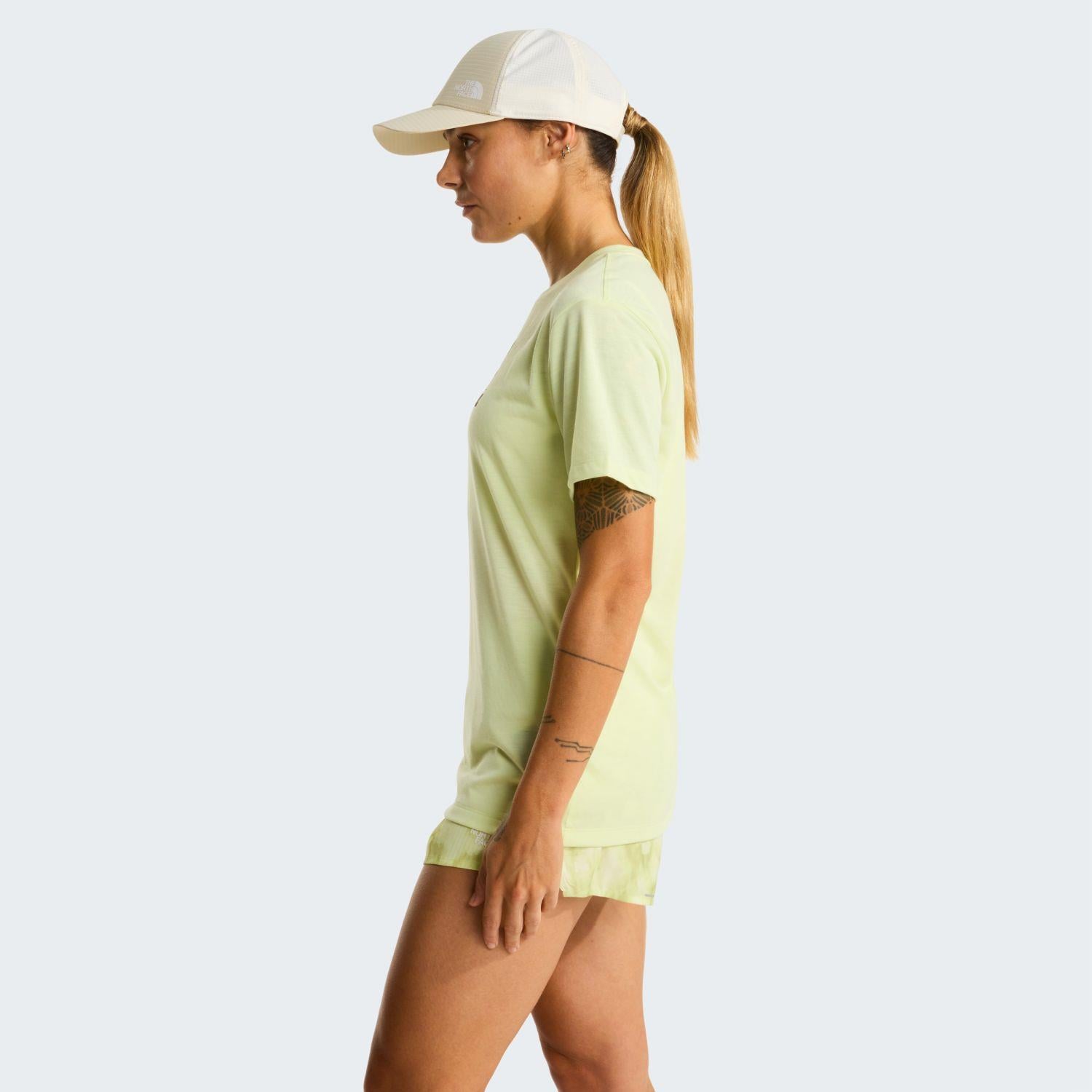 The North Face W BITMAP SILHOUETTE SHORT SLEEVES TEE-GR Kadın Tişört NF0A8G0CG6O1