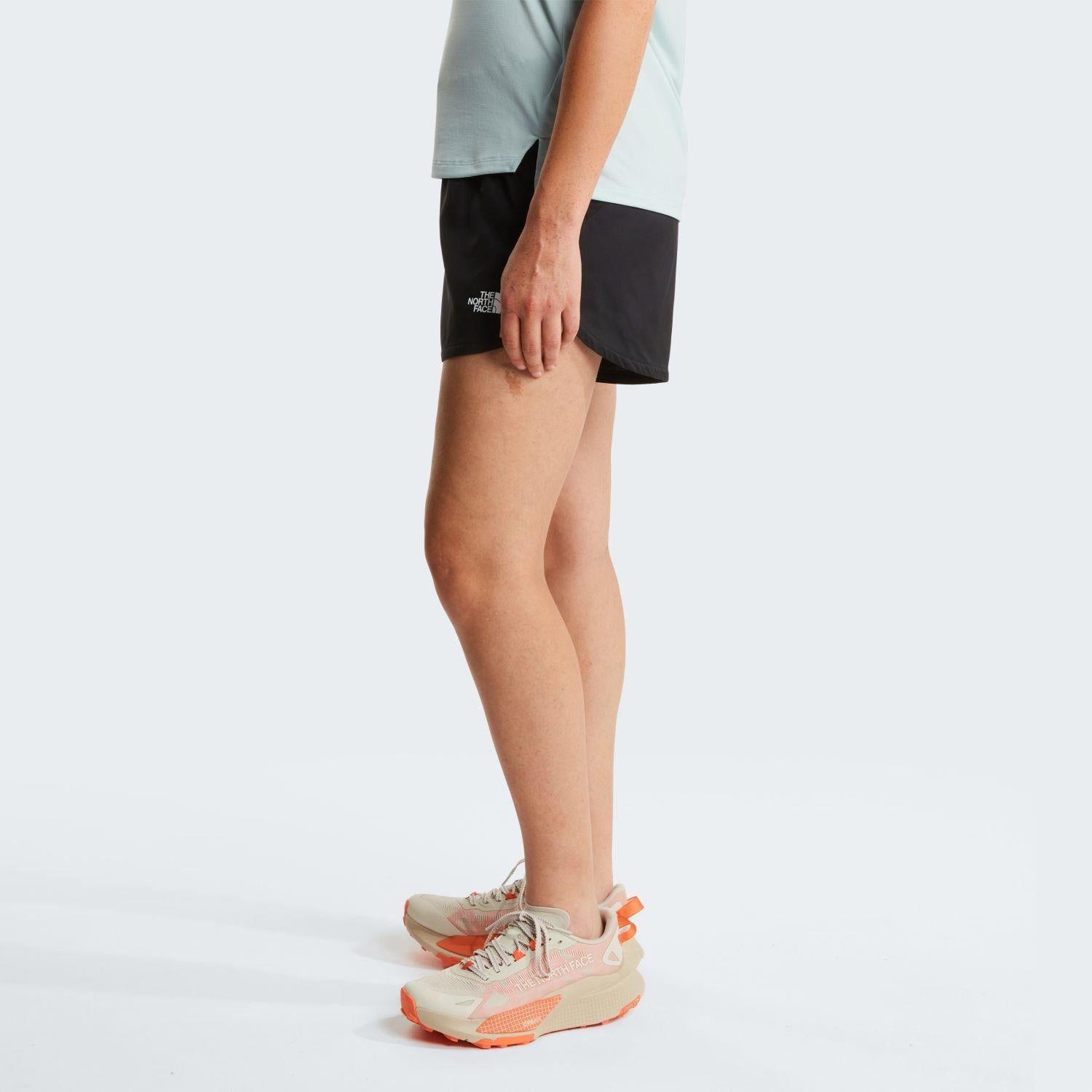 The North Face W FLEX WOVEN SHORT 3IN Kadın Sportif Şort NF0A8BPVJK31